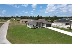 1050 Eisenhower Boulevard, Lehigh Acres, FL 33974 - MLS#224032608