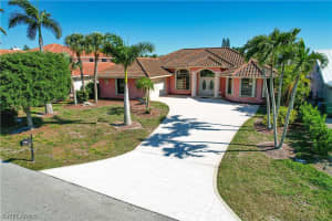 480 Flamingo Ave, Naples, FL 34108, Sold 02/18/25