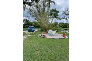 1215 Periwinkle Way, SANIBEL, FL 33957 Sold 11/21/24