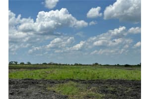  5th RD, LABELLE, FL 33935 Sold 09/30/24