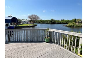 76 Sun Circle, FORT MYERS, FL 33905 Sold 06/13/25