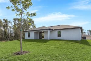 816 Rue Labeau Circle, FORT MYERS, FL 33913 Sold 05/31/24