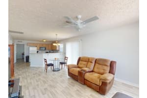 425 Leawood Circle, NAPLES, FL 34104 Sold 06/17/24