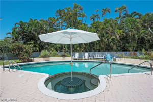 559 Neapolitan Way, NAPLES, FL 34103 Sold 09/02/25