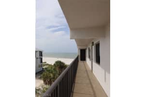 2088 Estero Boulevard, Fort Myers Beach, FL 33931 Sold 04/11/25
