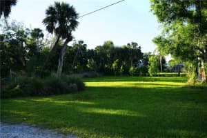 4148 Saums Drive, NORTH FORT MYERS, FL 33903 Sold 11/26/24