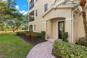 2634 Bolero Dr Building 3, Naples, FL 34109, Sold 10/03/24