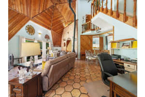 380 Frangipani Avenue, NAPLES, FL 34117 Sold 03/17/25