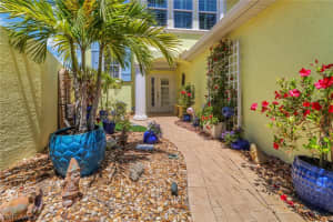 1097 Jardin Dr, Naples, FL 34104, Sold 09/25/24