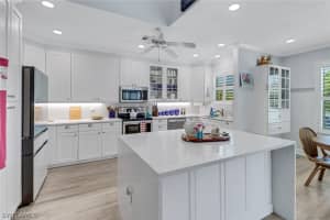 1097 Jardin Dr, Naples, FL 34104, Sold 09/25/24