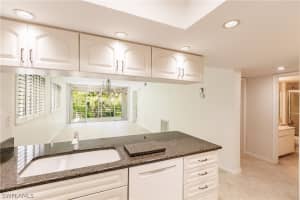 290 Naples Cove Drive, NAPLES, FL 34110 Sold 12/05/24