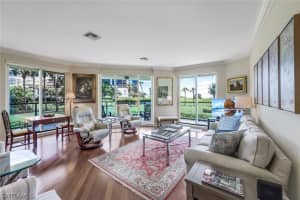 4901 Gulf Shore Blvd N 104, Naples