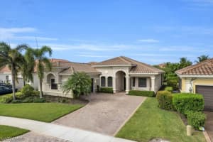 3376 Atlantic Circle, NAPLES, FL 34119 Sold 11/15/24