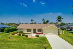 979 Town And River Drive, FORT MYERS, FL 33919 Sold 07/09/24