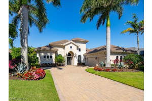 4249 Deephaven Lane, NAPLES, FL 34119 Sold 06/24/24