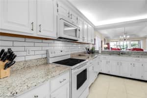 4310 Chantelle Dr Unit E201, Naples, FL 34112, Sold 06/26/24