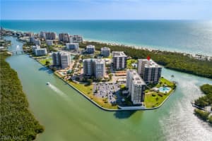 15 Bluebill Avenue, NAPLES, FL 34108 Sold 11/25/24
