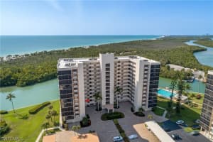 15 Bluebill Avenue, NAPLES, FL 34108 Sold 11/25/24