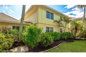 1201 Solana Road, Naples, FL 34103 Sold 08/12/25
