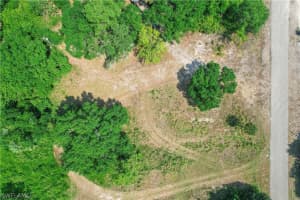 1621 State Avenue, Lehigh Acres, FL 33972 - MLS#224037099