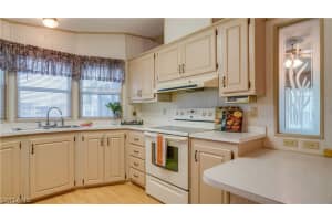 422 Horizon Drive, North Fort Myers, FL 33903 - MLS#224037643