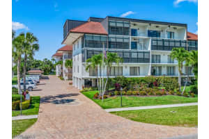 961 Swallow Avenue, MARCO ISLAND, FL 34145 Sold 05/24/24