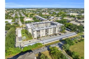 2121 Collier Avenue, FORT MYERS, FL 33901 Sold 08/06/24