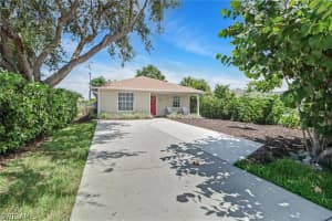835 94th Avenue, Naples, FL 34108 Sold 02/26/25