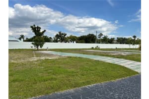 60 Poplar Place, Fort Myers, FL 33908 - MLS#224038516