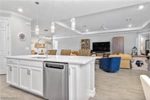 2913 Royal Gardens Avenue, FORT MYERS, FL 33916 Sold 06/05/25