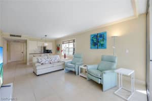 1057 Forest Lakes Drive, Naples, FL 34105 - MLS#224038636