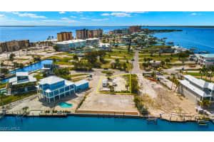 740 Matanzas Court, Fort Myers Beach, FL 33931 - MLS#224039053