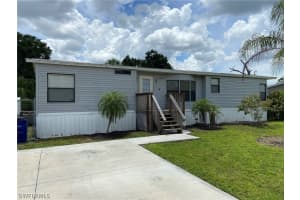 8250 Marx Drive, NORTH FORT MYERS, FL 33917 Sold 07/31/24
