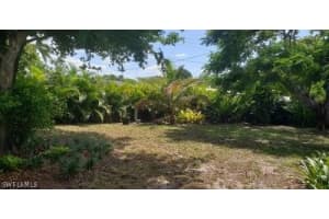 1672 Passaic Ave, Fort Myers, FL 33901, Sold 11/27/24