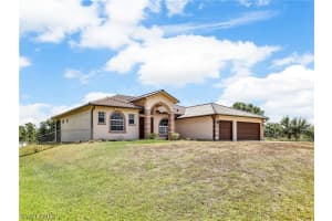 3230 66th Avenue, NAPLES, FL 34120 Sold 10/04/24