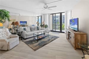 440 Seaview Court, MARCO ISLAND, FL 34145 Sold 08/29/24