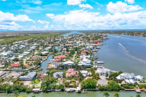 1400 Jewel Box Avenue, NAPLES, FL 34102 Sold 05/07/25