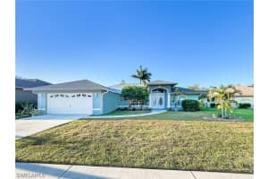 7631 Woodland Bend Circle, Fort Myers, FL 33912 - MLS#224040221