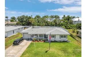 752 Coral Drive, CAPE CORAL, FL 33904 Sold 05/12/25