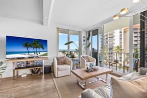 140 Seaview Court, MARCO ISLAND, FL 34145 Sold 07/29/24