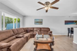 883 Coconut Circle, Naples, FL 34104 - MLS#224041030