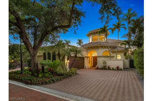 7855 Vizcaya Way, NAPLES, FL 34108 Sold 09/13/24