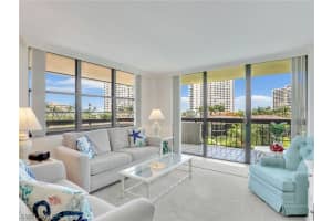 651 Seaview Court, MARCO ISLAND, FL 34145 Sold 01/22/25