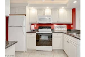 651 Seaview Court, MARCO ISLAND, FL 34145 Sold 01/22/25