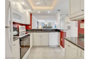 651 Seaview Court, MARCO ISLAND, FL 34145 Sold 01/22/25