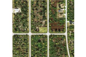 12132 Surrey Ave, Port Charlotte