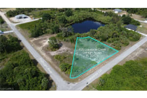 925 Lakeside Drive, Lehigh Acres, FL 33974 - MLS#224041441