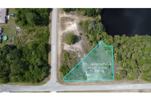 925 Lakeside Drive, Lehigh Acres, FL 33974 - MLS#224041441