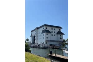 4751 Bonita Beach Rd SW, Bonita Springs, FL 34134, Sold 04/11/25