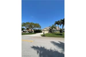 6808 Weatherby Court, Naples, FL 34104 Sold 03/27/25